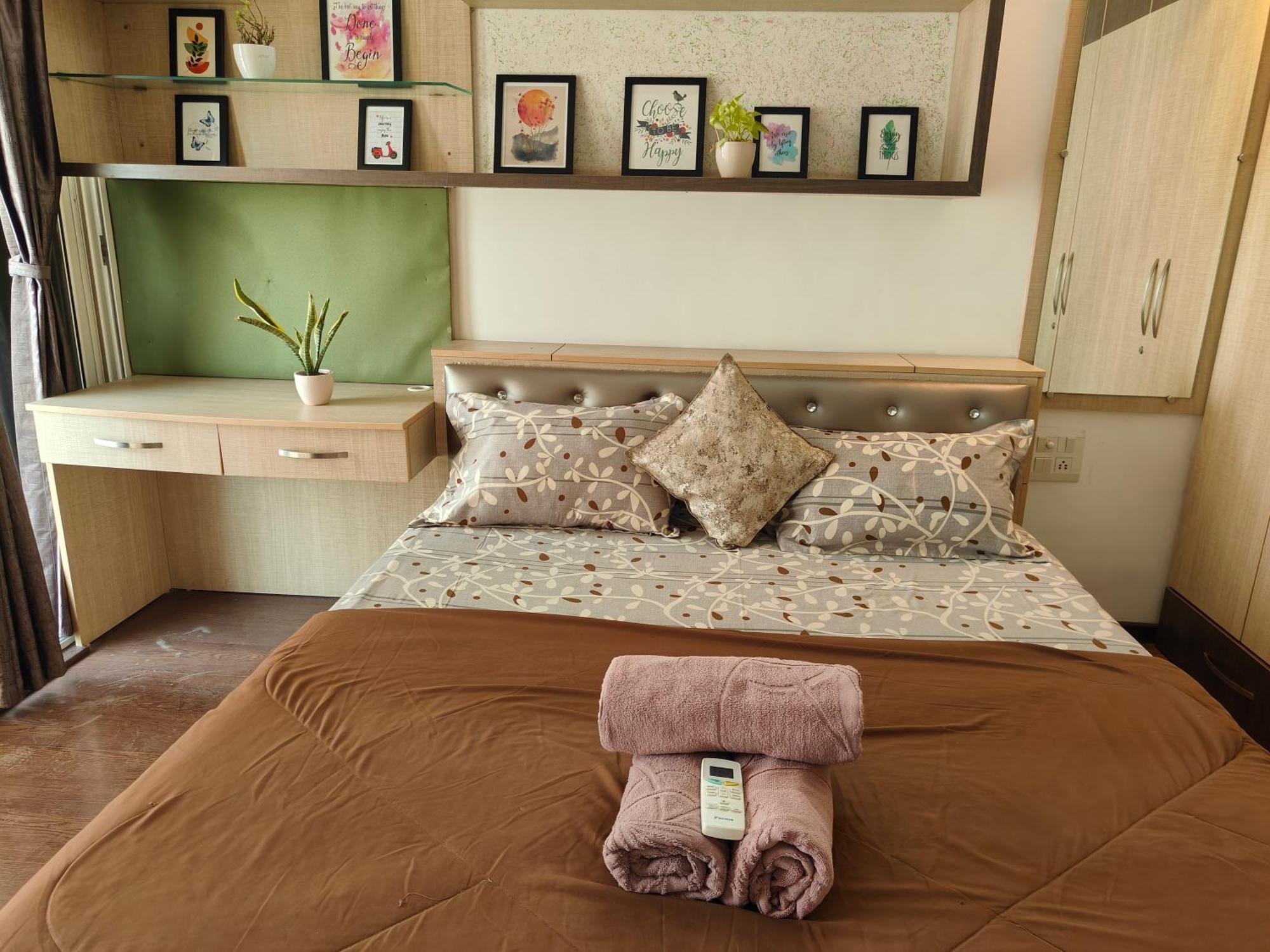 Staeg Skyline View 3Bhk - 1404 Apartment Indore Exterior foto